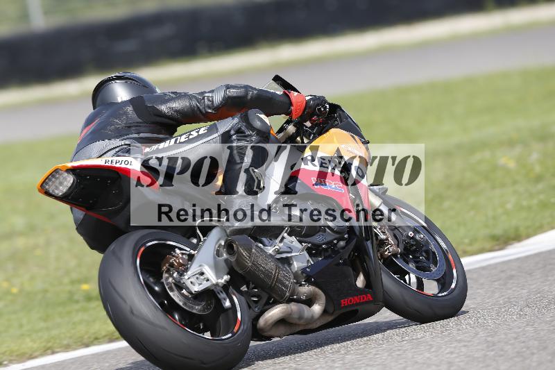 /53 16.09.2025 Track Day Domi Aegerter ADR/Gruppe gelb/96